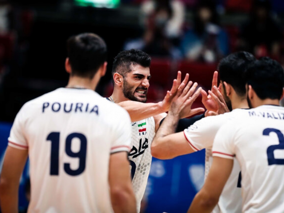 والیبال ایران قهرمانی آسیا را با برد آغاز کرد